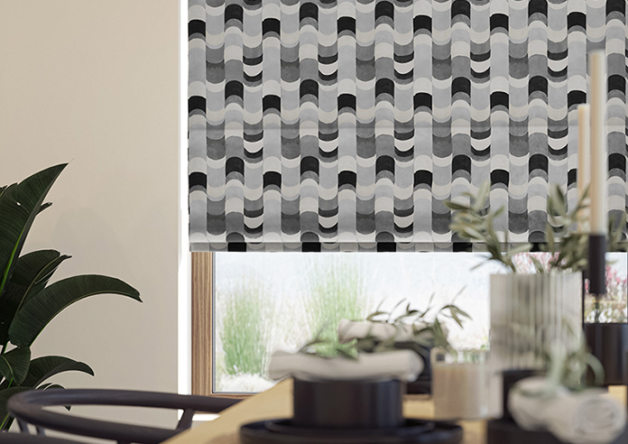 Castillo Velvet, Illusion - Motorised Roman Blind - Image 5